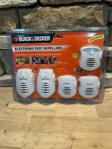 Black & Decker Ultrasonic 5 Pest Repellers w/Extra Outlets/Light EW406-5P Sealed - Picture 1 of 6