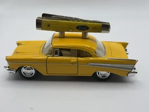 Case XX Baby Doc Smooth Yellow Bone 20026 Black Shield With Die-Cast Display - Picture 1 of 8