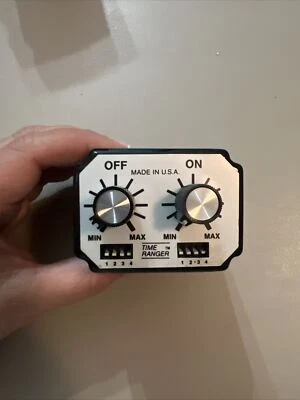 MACROMATIC SS-63128 REPEAT CYCLE RELAY, PROGRAMMABLE 24V AC/DC - Image 1 of 4