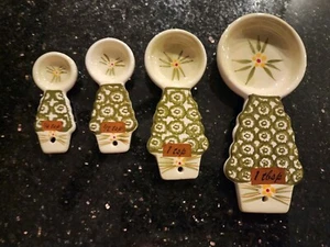 Temptations by Tara Old World Measuring Spoons Set, Green Gift Stocking Stuffer - Picture 1 of 5