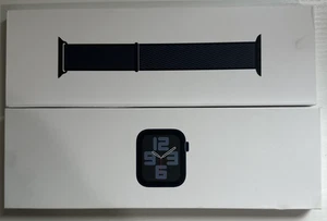 Apple Watch SE 2nd Gen 40mm Starlight Midnight Al Ink Sport Loop GPS - Photo 1 sur 7