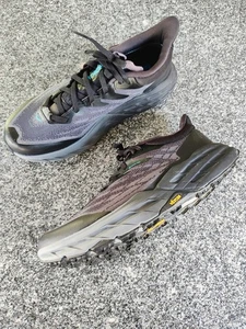 Zapatos de senderismo Hoka One One Speedgoat 5 GTX Spike D negros Vibram Trail para hombre 8 D - Imagen 1 de 9