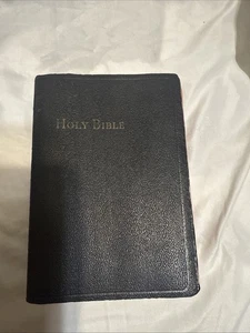 Vintage The Holy Bible by World Publishing KJV Black King James - Bild 1 von 6