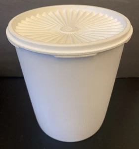 Tupperware Servalier White Canister 806 808 easy sunburst seal storage container - Picture 1 of 6