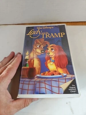 "Lady and the Tramp" Vintage VHS Tape #582 Walt Disney Black Diamond Classics - Image 1 of 4