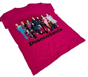 Disney Girls Descendants Cast Graphic Pink Short Sleeve Shirt Size Medium - Picture 1 of 3
