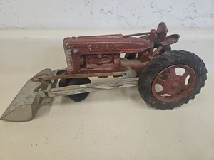 Ancien tracteur agricole Hubley en fonte chargeur frontal bordeaux #500. #F - Photo 1/15