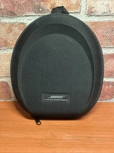 Auriculares con cancelación de ruido acústicos Bose silenciosos cómodos de llevar estuche rígido SOLO - Imagen 1 de 3