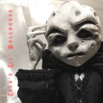 MOON ODDITY HORROR PUPPET CREEPY ARTIST OOAK DOLL monochrome sculpture  - Image 1 of 4
