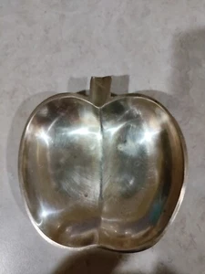 VINTAGE SOLID BRASS SMALL APPLE DISH MADE IN INDIA - Picture 1 of 4