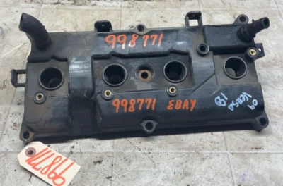 Cubierta de válvula de motor Nissan Versa 2007-2012 1,8 L 4 cilindros OEM Foto 1 de 4