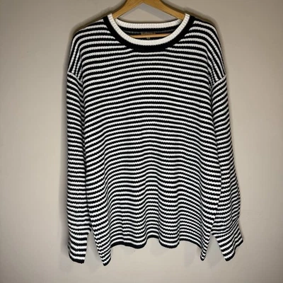 Suéter Jodifl Talla Grande Negro Blanco Rayas 3X Foto 1 de 4