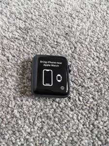 Apple Watch Series 3 - 38mm *Beschreibung lesen* Defekt AE45 - Bild 1 von 4