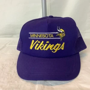 Vintage Minnesota Vikings Snapback Trucker Mesh Cursive Spell Out One Size - Picture 1 of 9