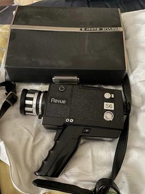 Revue Super-8 Kamera mit Koffer - Bild 1 von 4