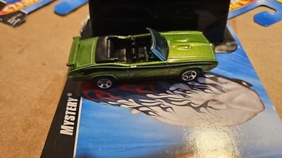 Pontiac GTO convertible Hot Wheels 2010 Mystery Cars 70 Foto 1 de 4
