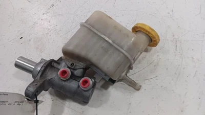 Cilindro maestro de freno para 15-17 200 Foto 1 de 4