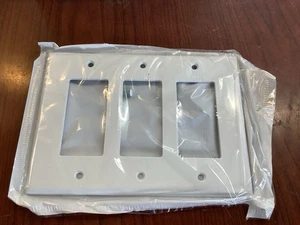 20PK Leviton 80611-W Decora/GFCI Device Midsize Wall Plate 3-Gang White B192 - Picture 1 of 4