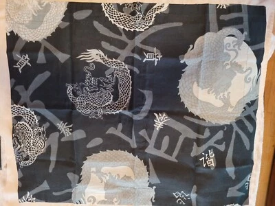 Springs Dragon Queen 60x80 Polvo Volantes 13.5" Caída y Almohada Fundas 25x30 Foto 1 de 4