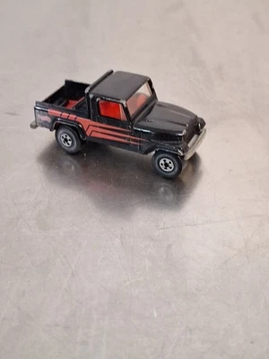 Jeep Scrambler 1982 Hot Wheels 1/64 neumáticos Blackwall negros hacha India madera suelta Foto 1 de 4