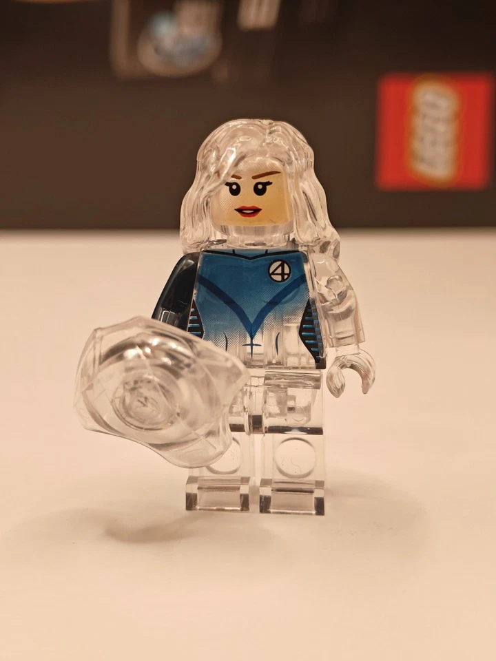 NOVA Minifigura Lego Personalizada Marvel Mulher Invisível Susan Storm-Richards - Imagem 1 de 2