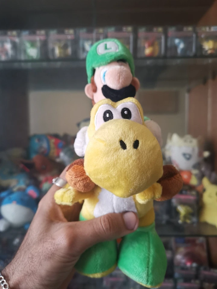Peluche de juguete suave oficial NINTENDO SANEI 2007 Super Mario Bros LUIGI YOSHI 9" NUEVO CON ETIQUETAS  Foto 1 de 4