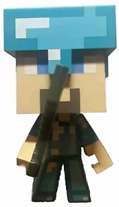 Minecraft Diamond Armor Steve mit Schwert 6" Vinyl Kerbe Figur Mojang Microsoft - Bild 1 von 4