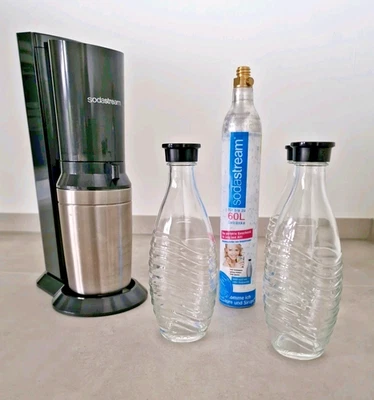 SodaStream Crystal 3.0 Trinkwassersprudler Kohlensäure mit 3 Glaskaraffe Schwarz - Bild 1 von 4