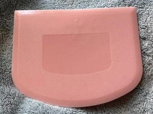 Pink Plastic Bench Scraper - Picture 1 of 1