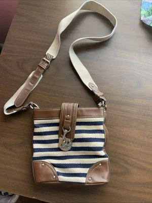 CHAPS Bandolera Cartera de Hombro a Rayas Azul Marino/Beige Foto 1 de 4