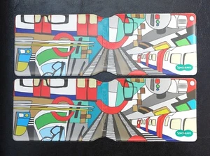 2 x LONDRES SUBTERRÁNEO OSTRA TARJETA TREN PORTA BILLETES CARPETAS CUBIERTA SPECSAVERS - Imagen 1 de 6