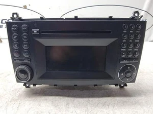 MERCEDES CLC CLASS W203 07-11 CD RADIO MEDIA PLAYER A2038703794 - Picture 1 of 9