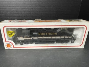 Bachmann Ho Scale Southern 7077 Electric Trains HO EMD GP50 Diesel Black Freight - Picture 1 of 14