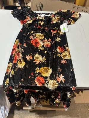 ¡NUEVO CON ETIQUETAS! Vestido Lularoe Terciopelo Aplastado Cici Rosas Sobre Negro Floral Hombro Descubierto Talla L Foto 1 de 4
