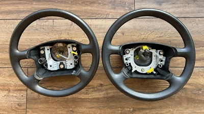 2 STÜCK KUNSTSTOFF LENKRAD 4-SPEICHEN VW BORA GOLF IV 4  1J0 419 091 SCHWARZ - Bild 1 von 4