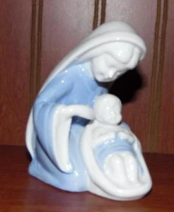 Vintage Lefton Mary & Baby Jesus Porcelain Figurine Japan - Picture 1 of 2