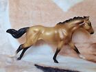 Breyer Classic Size Running Thoroughbred # 62118 Bella, 2017 Horse Of The Year
