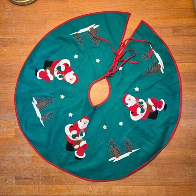 Falda de árbol de Navidad de fieltro redondo de colección árboles de Papá Noel adornos rojos decoración navideña Foto 1 de 4