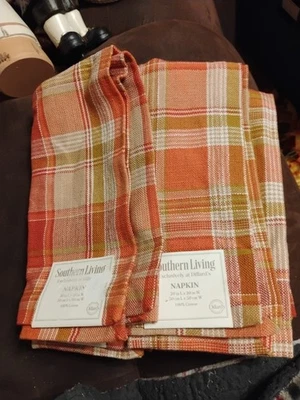 Southern living exclusively at Dillard's napkin 20 in L x 20 in W 100% cotton - Image 1 of 3