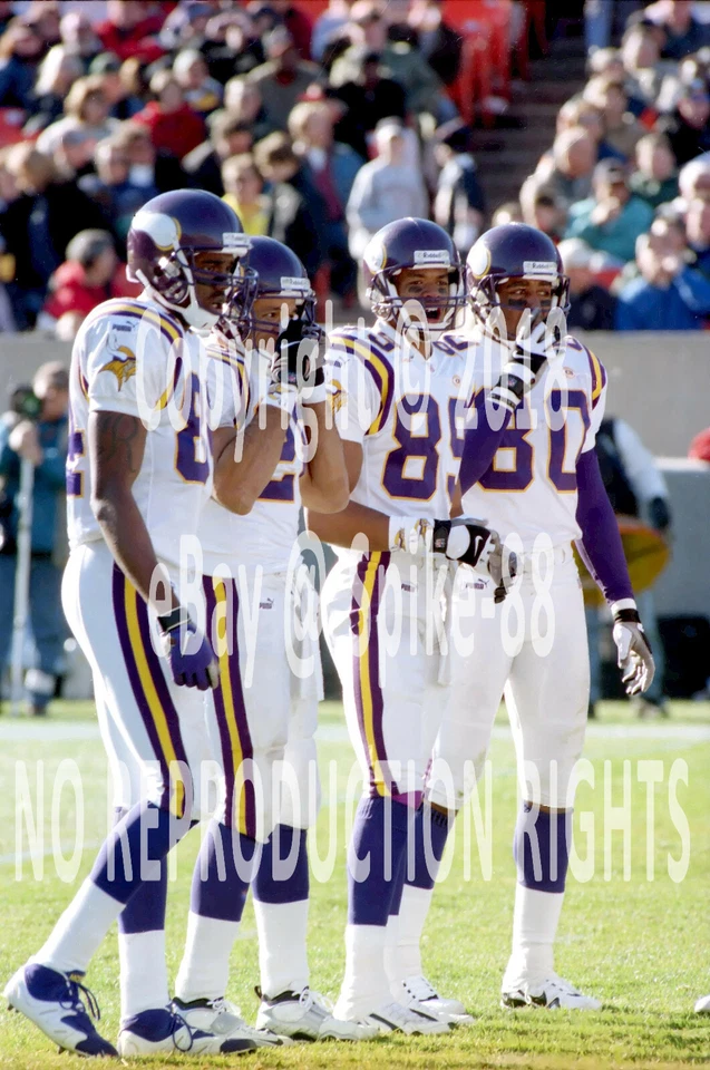 Randy Moss, Cris Carter, Robert Smith, Matthew Hatchette Minnesota Vikings 1998 Foto 1 de 1
