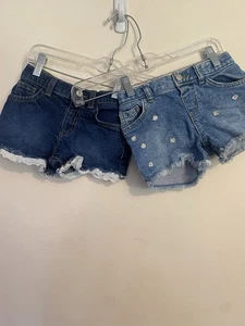 2 pairs Cat & Jack girls shorts 5T denim jean stretch shorts flowers eyelet lace - Picture 1 of 7