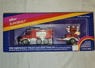 Camión de emergencia contra incendios SIKU Eurobuilt y remolque ligero 1:55 diecast 2913 Foto 1 de 4