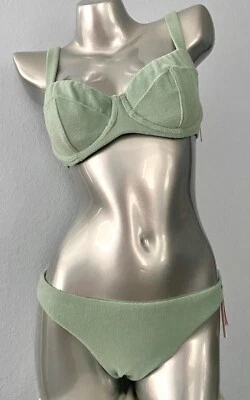 Conjunto superior e inferior de bikini de natación Victoria's Secret Wicked con aros 34D/S Foto 1 de 4