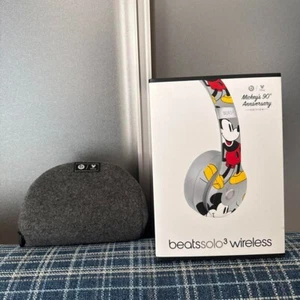Beats by Dr.Dre Solo3 Wireless Disney Mickey collaboration 90th Anniversary used - Picture 1 of 5