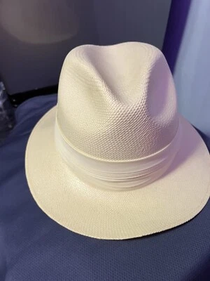 Sombrero ecuatoriano Trilby estilo Panamá (Dobbs 5th Ave NY) Foto 1 de 4