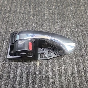 07-2011TOYOTA CAMRY Front PASSENGER RIGHT SIDE INTERIOR DOOR HANDLE 69273-06030 - Picture 1 of 4