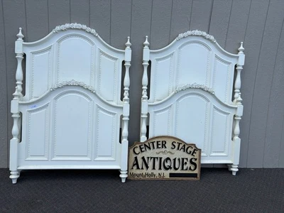 66996 Par de camas modernas tamaño doble con acabado de fábrica Foto 1 de 4