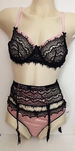 Reggiseno nuovo con etichette MIMI HOLIDAY DAMARIS nero biscotti e panna, perizoma giarrettiera set vespe, 34B - Foto 1 di 9