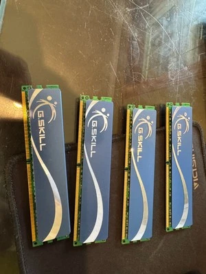 G.Skill 4GB Kit 2x2GB DDR2 800 MHz PC2-6400 Memory RAM F2-6400CL5D-4GBPQ 4 piece - Image 1 of 3