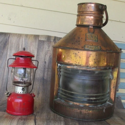 Antiguo barco de latón linterna de aceite barco náutico ligero marino marítimo raro caballito de mar Foto 1 de 4